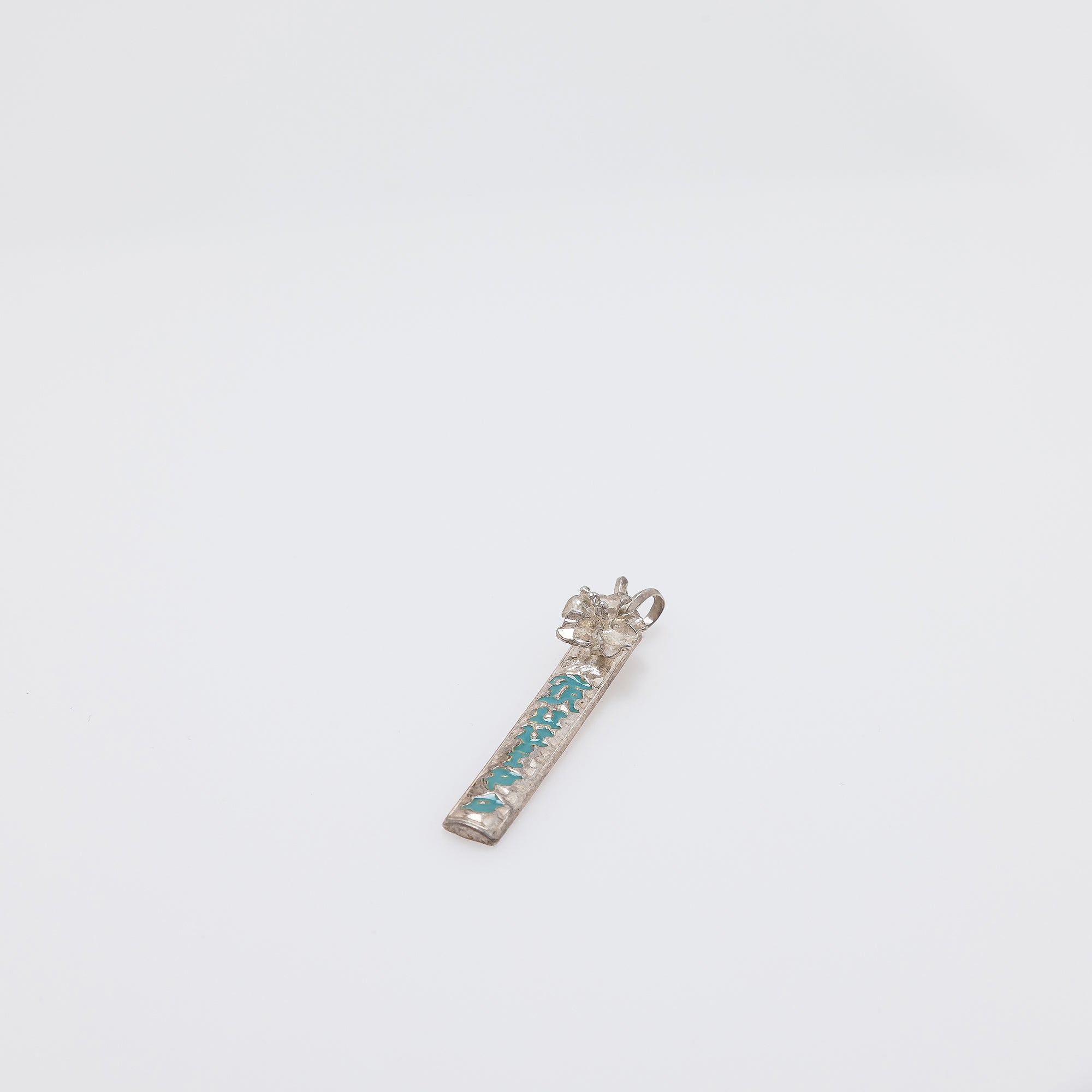 Turquoise KU'UIPO + Hibiscus Vertical Bar Pendant