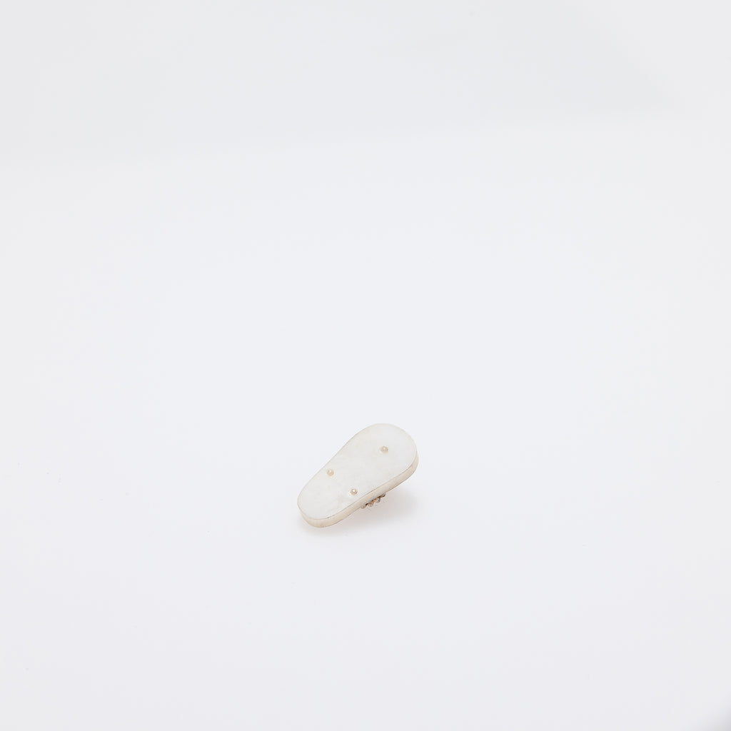 White Shell CZ Plumeria Slippah