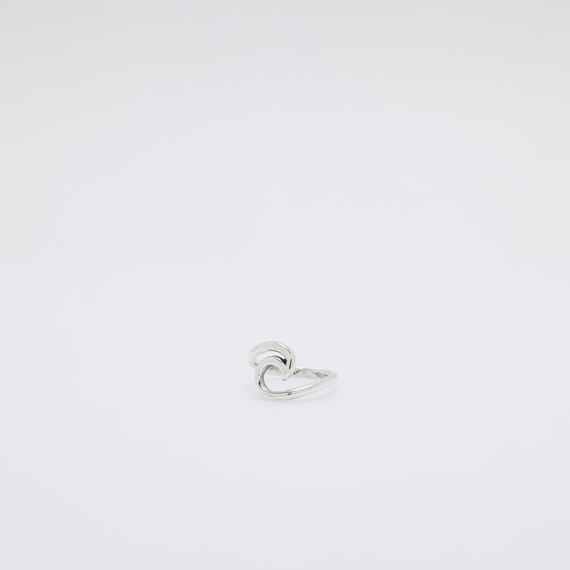 Silhouette Wave Ring [Size 5.5, 7, 8 +9]
