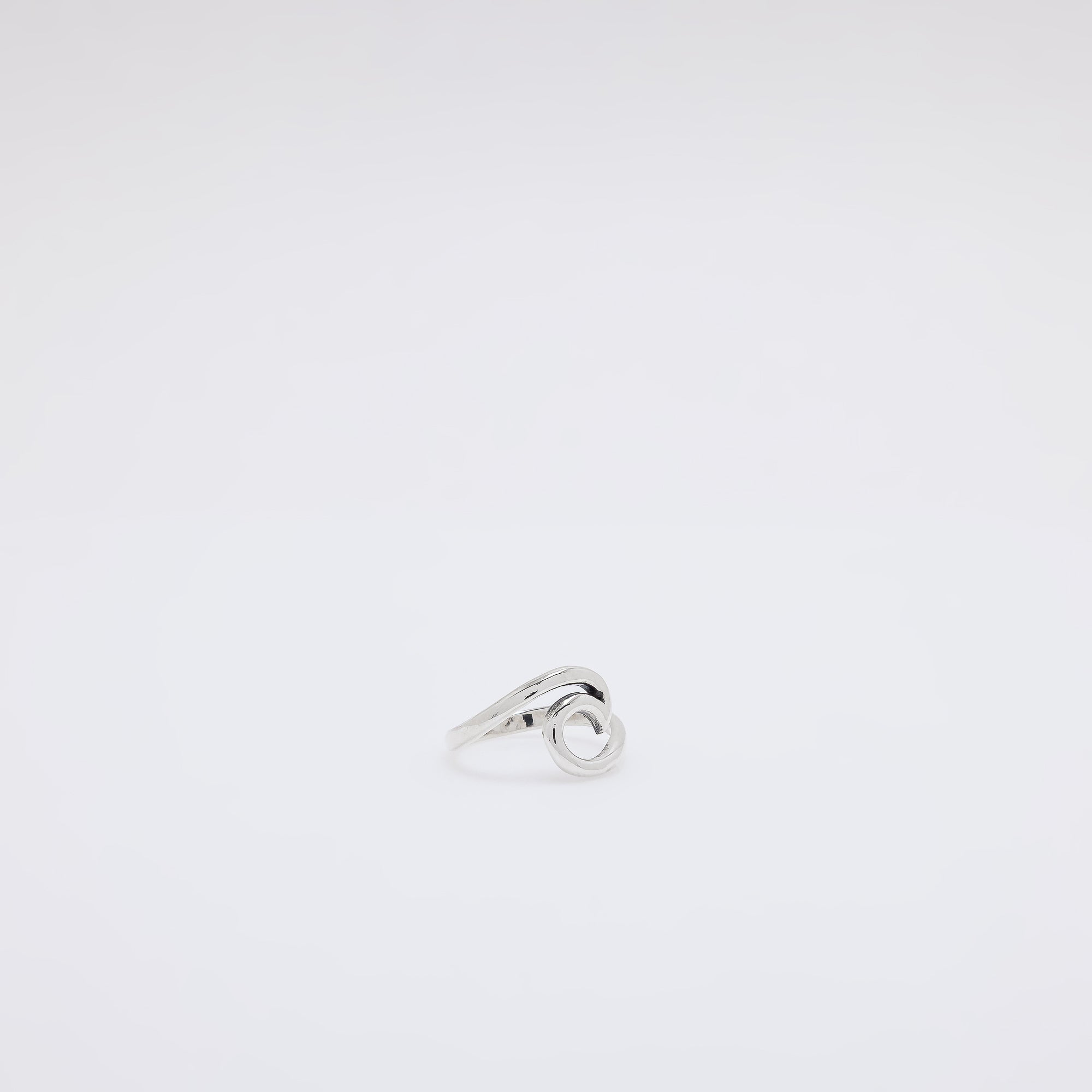 Silhouette Wave Ring [Size 5.5, 7, 8 +9]