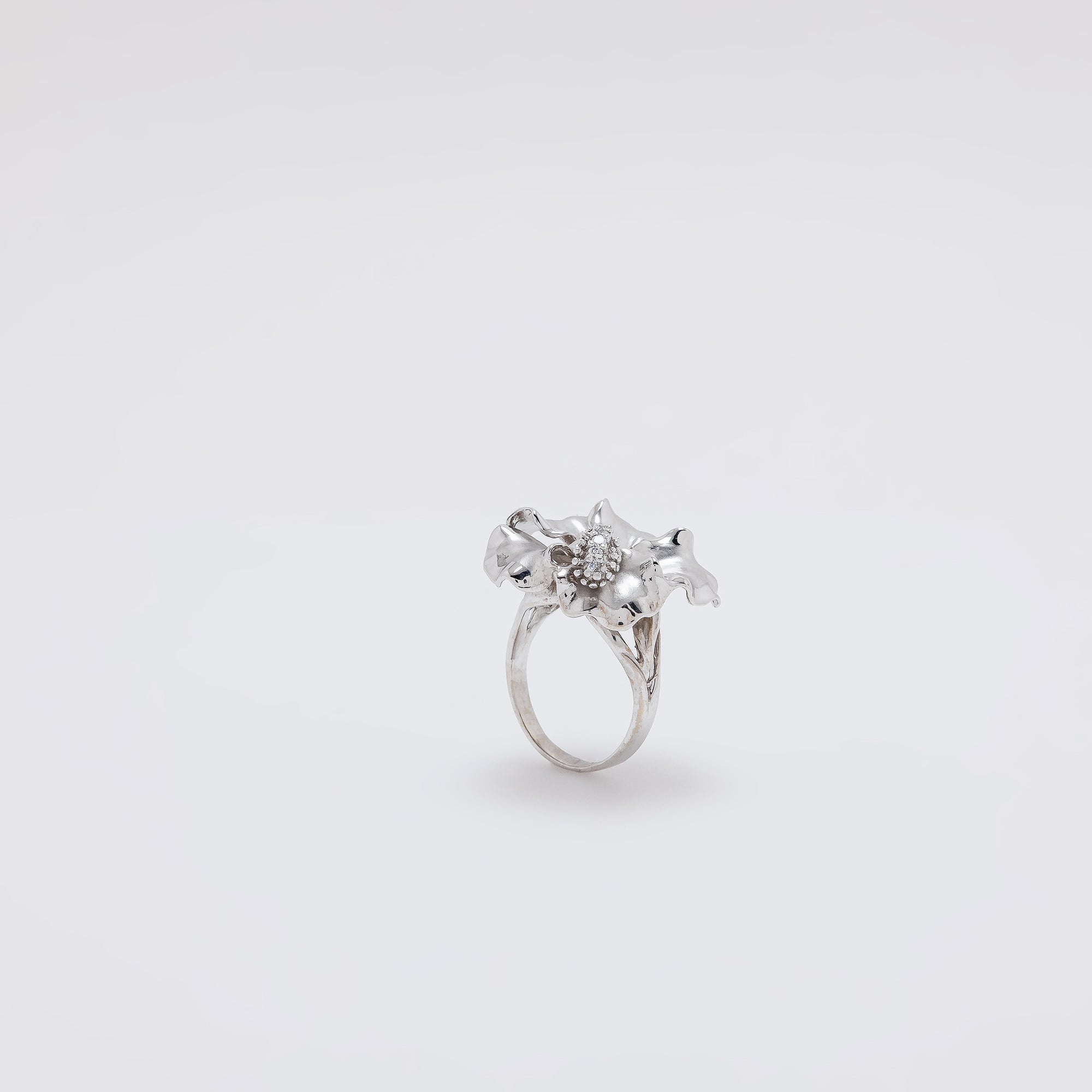 XL Hibiscus Ring [Size 6.5]