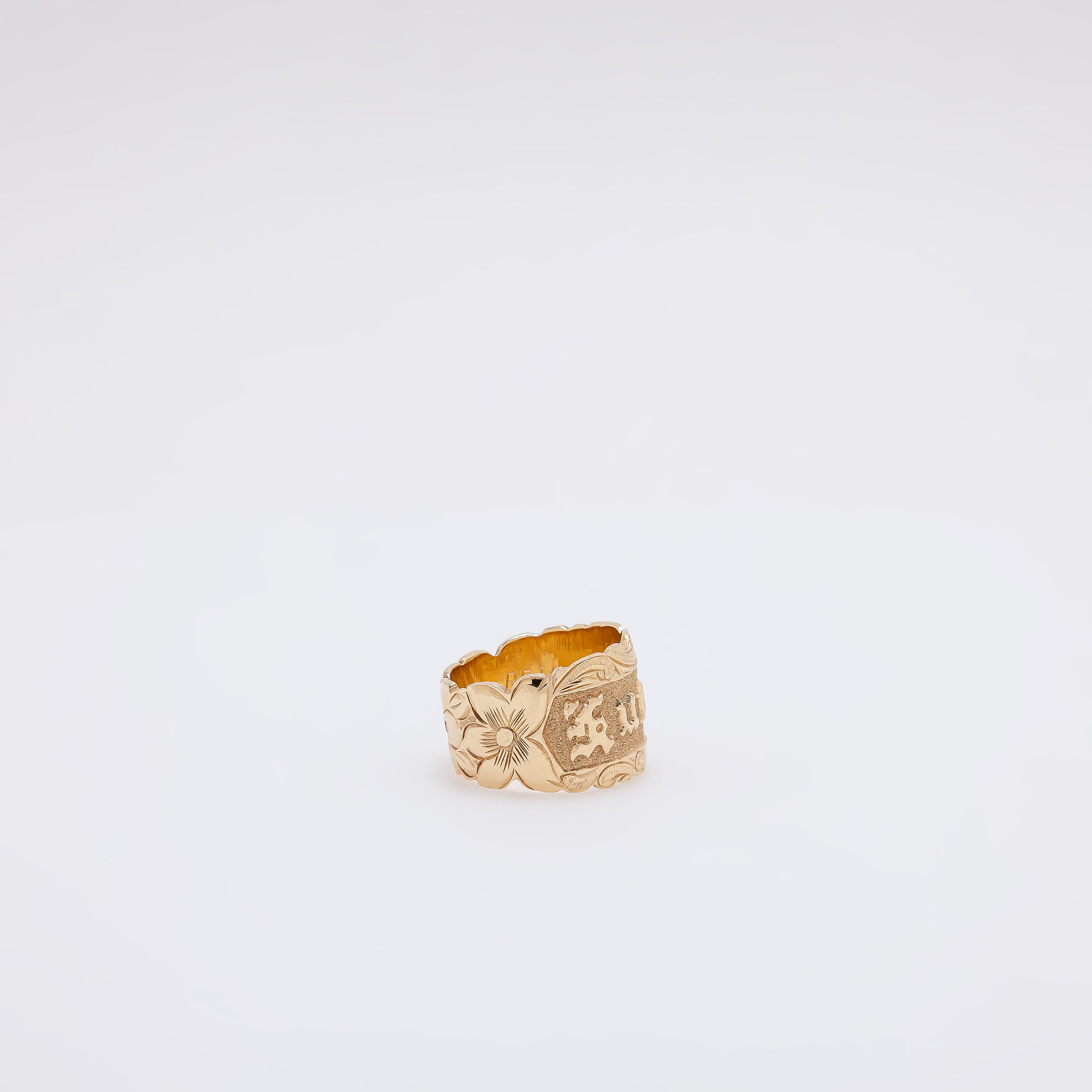 Chunky Carved KUUIPO with Three Engraved Plumerias [Size 8]