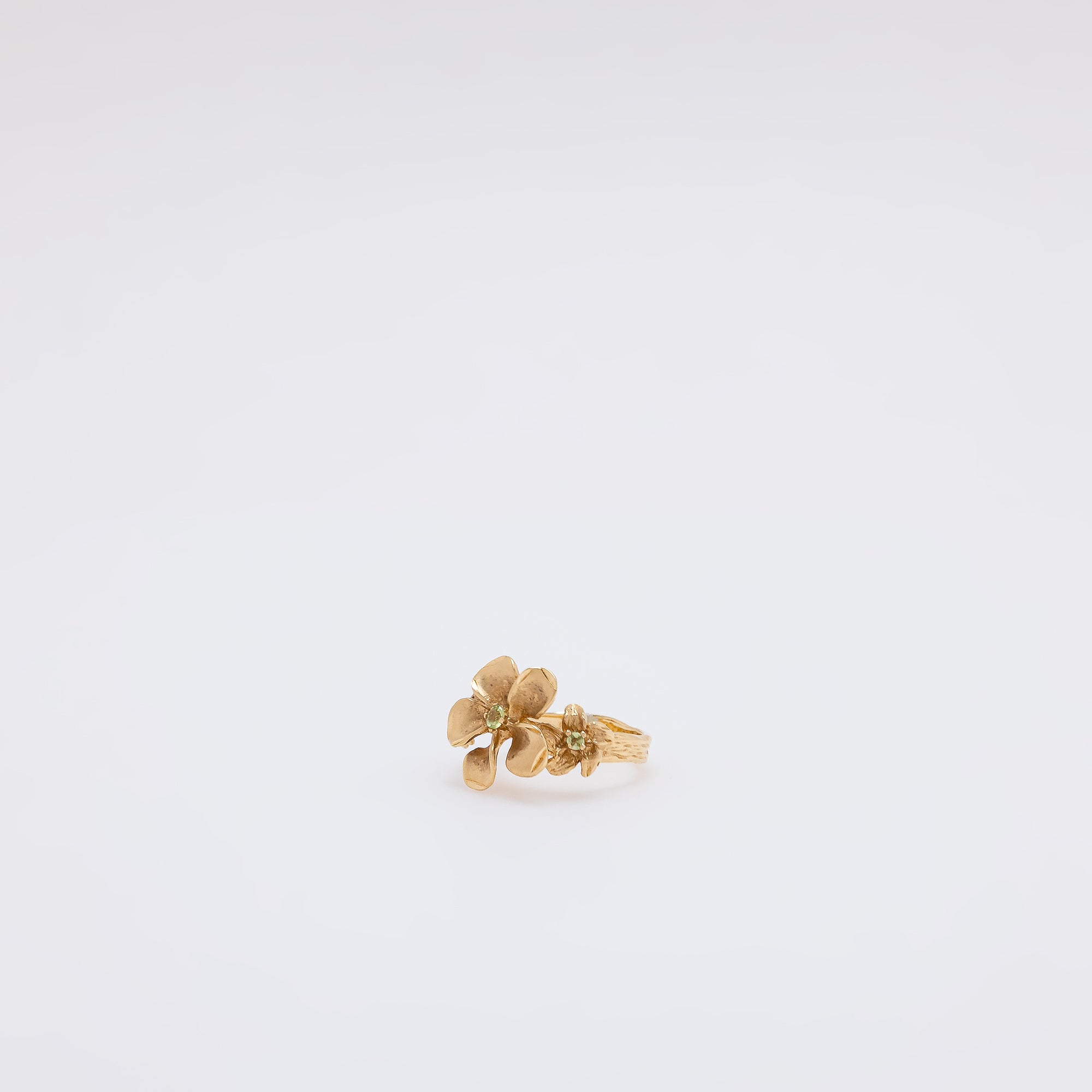 Triple Peridot Plumeria Ring [Size 5]