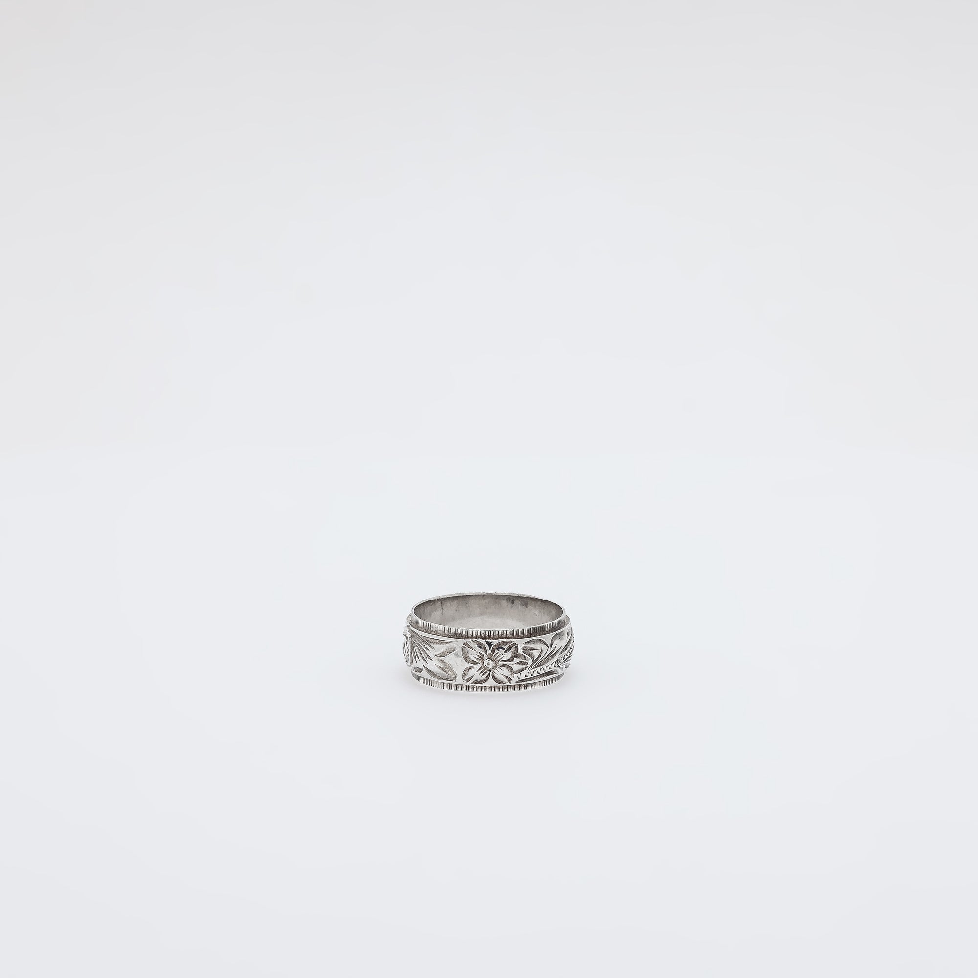 Borderline Scroll Ring [Size 7]