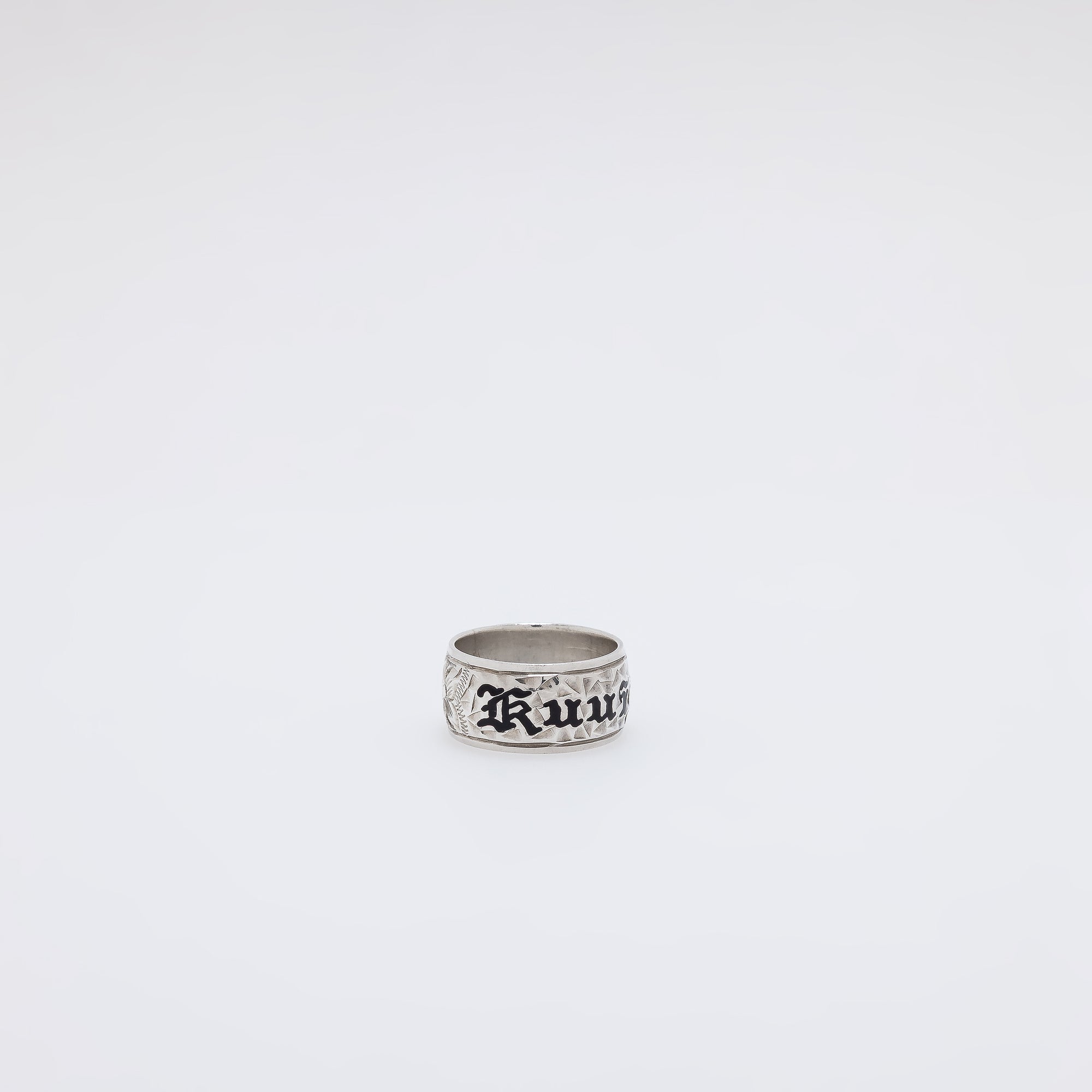 Black KU'UIPO Ring [Size 7]