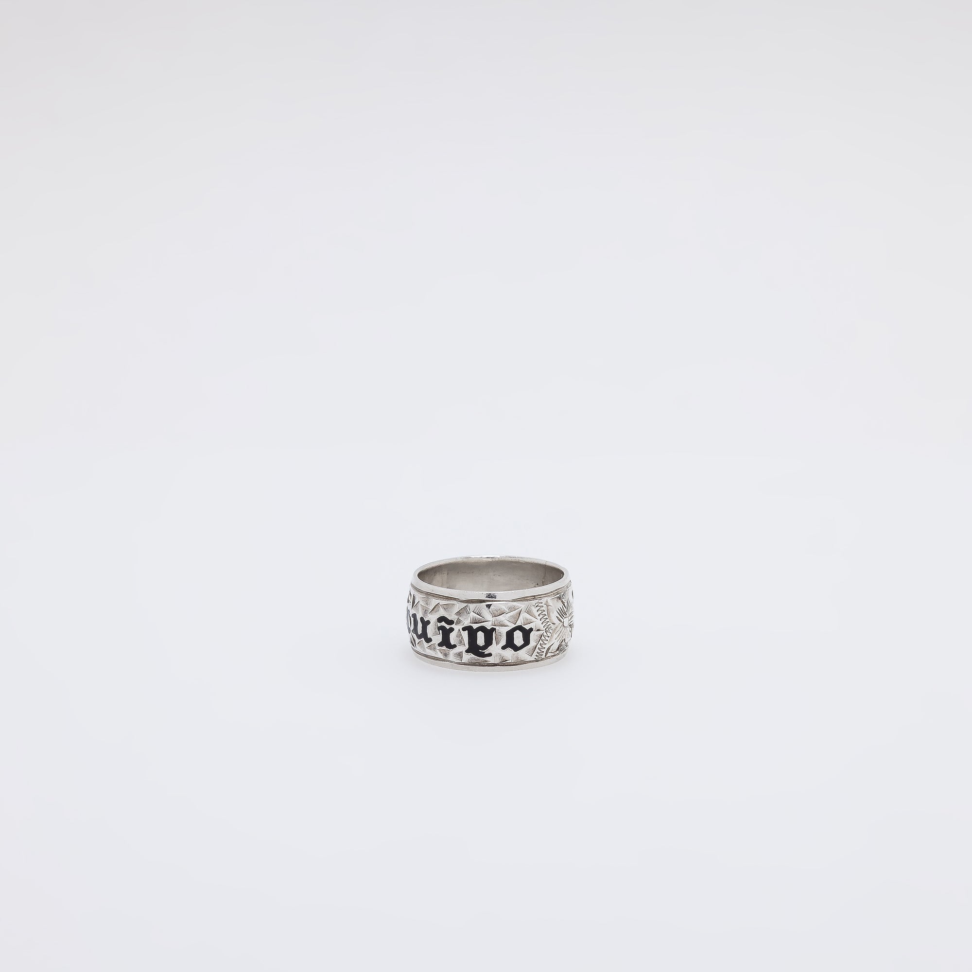 Black KU'UIPO Ring [Size 7]