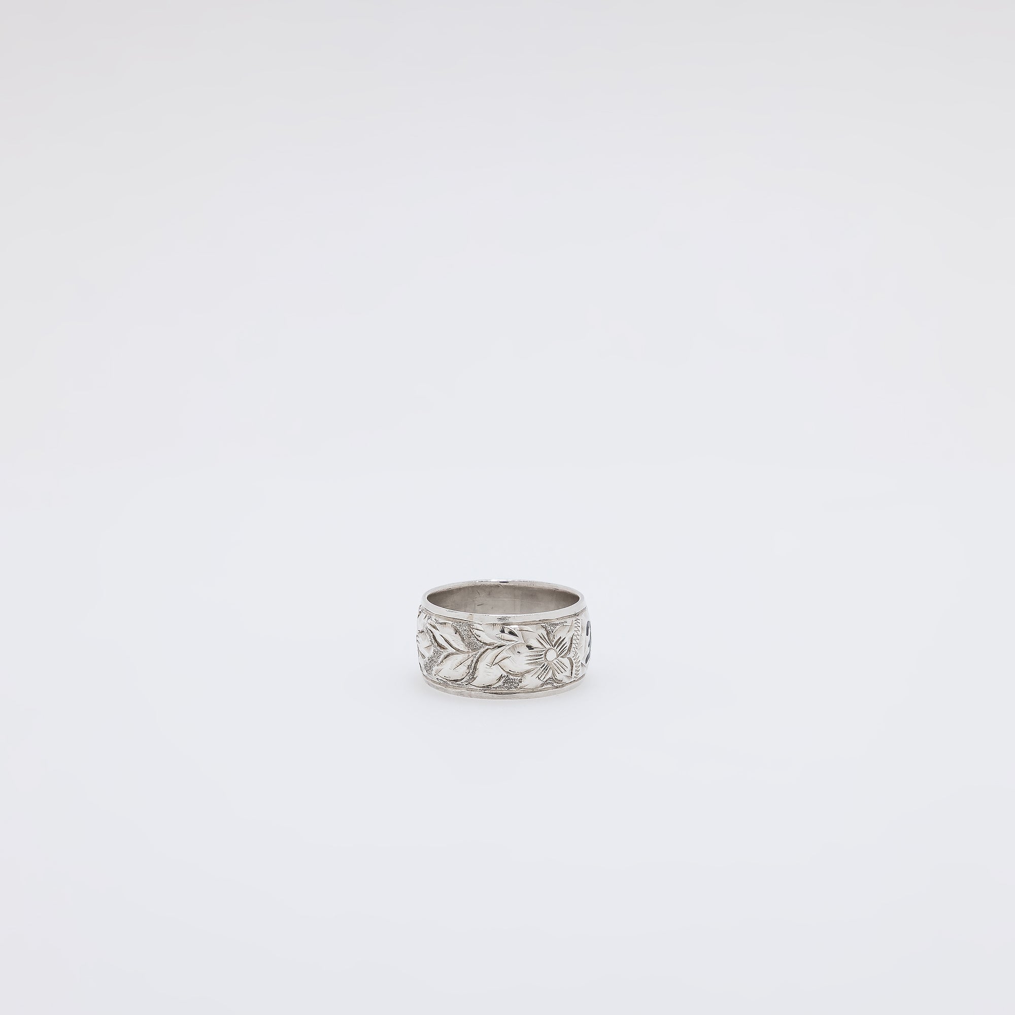 Black KU'UIPO Ring [Size 7]
