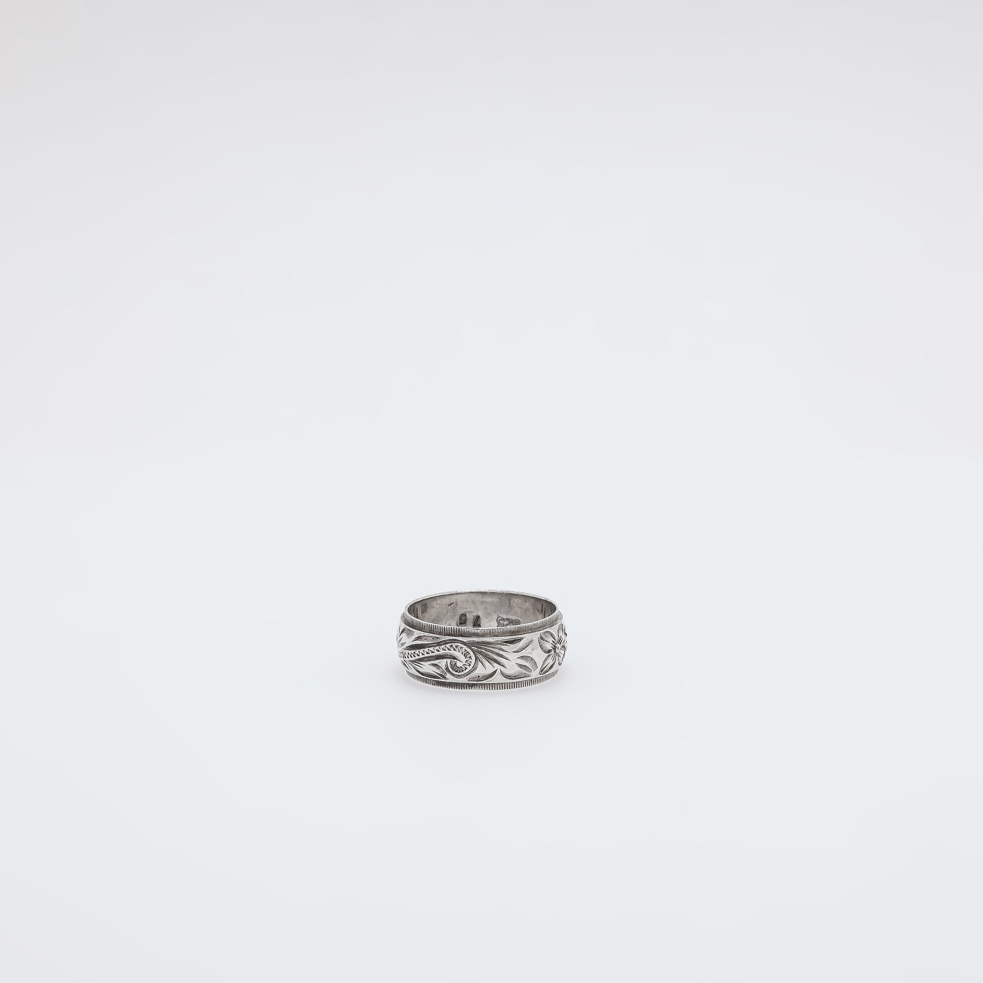 Borderline Scroll Ring [Size 7]
