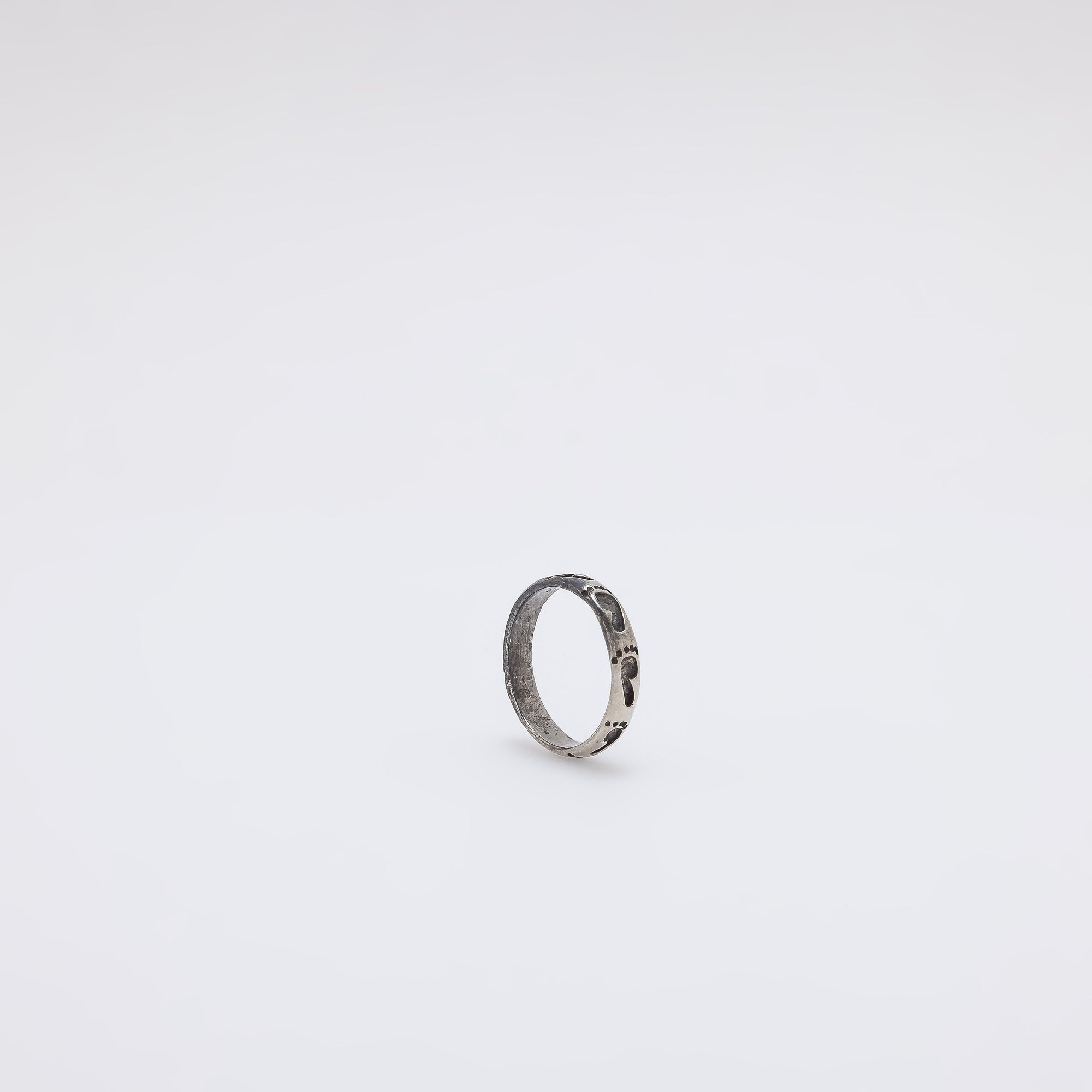 Footprint Ring [Size 6.5]