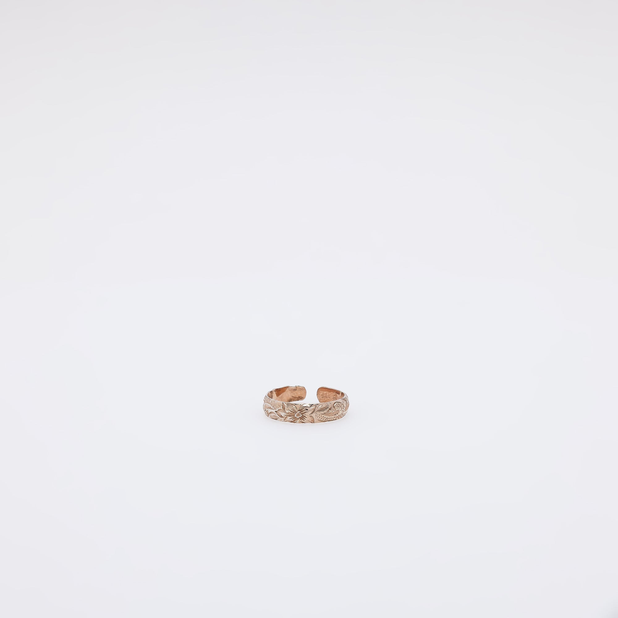 Single Plumeria Hawaiian Heirloom Toe Ring - Band Style