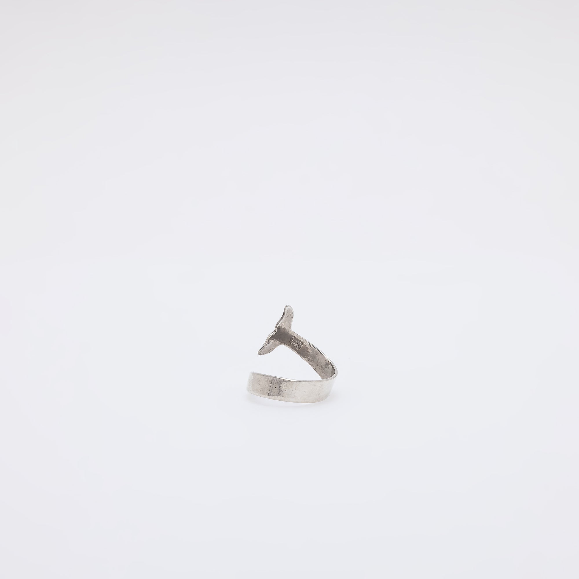 Whale Tail Toe Ring
