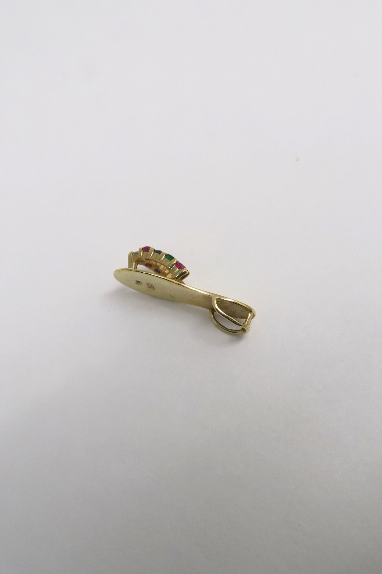 Multicolor Stone Slippah in Yellow Gold