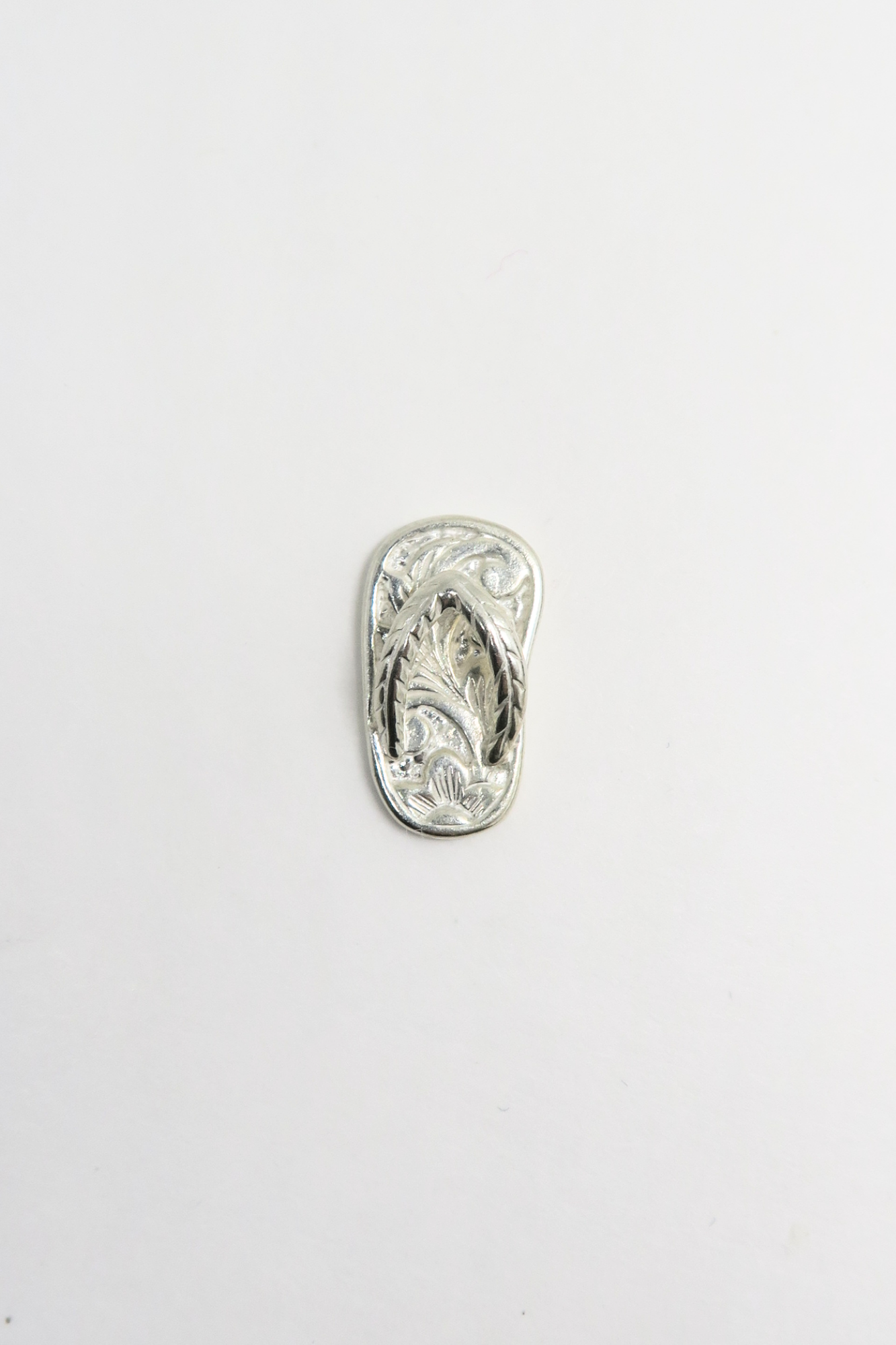 The Hayn Silver Slippah Pendant