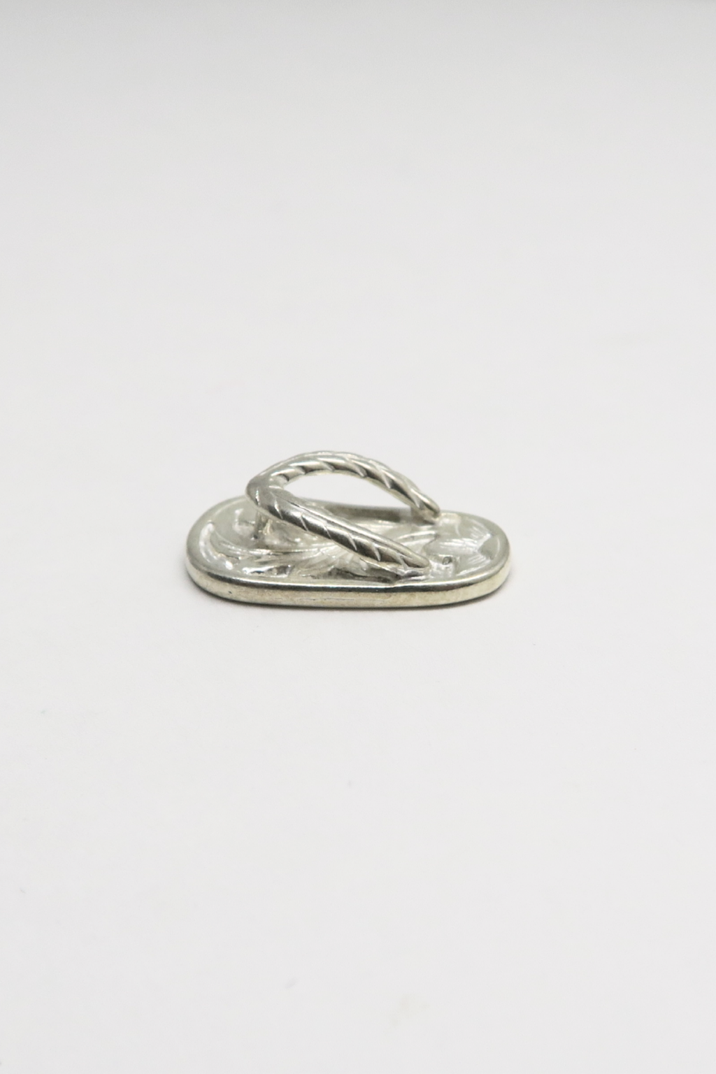 The Hayn Silver Slippah Pendant